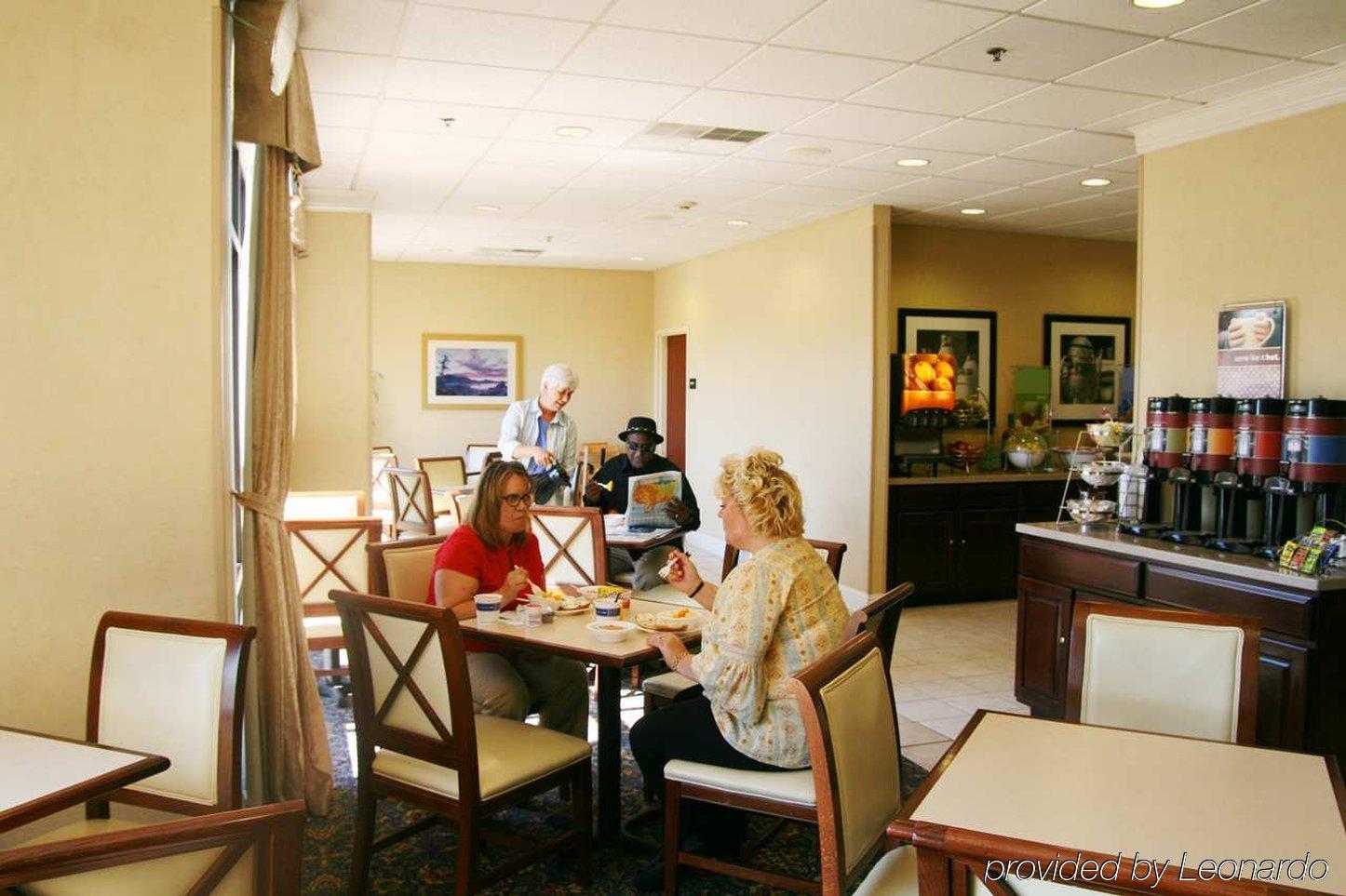 Hampton Inn Карбондейл Ресторан фото